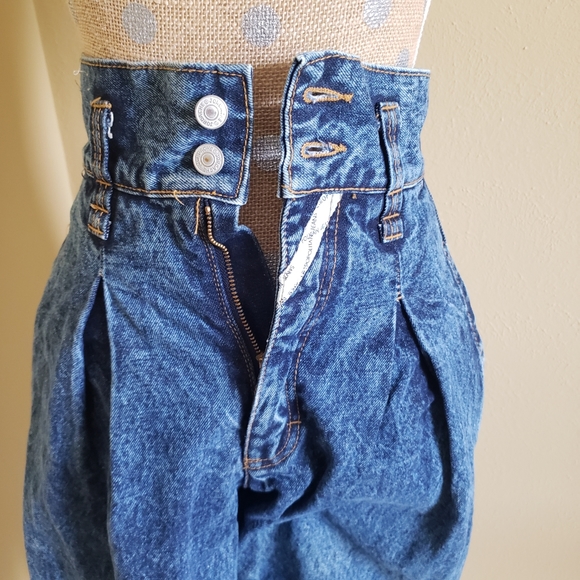 Vintage Jordache 24" waist high rise pleated jeans - Picture 8 of 16